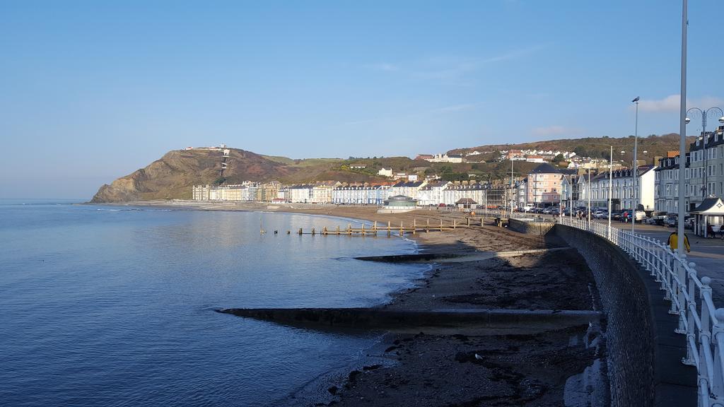 Parc Y Bryn Luxury Penthouse Apartment Aberystwyth Exteriör bild